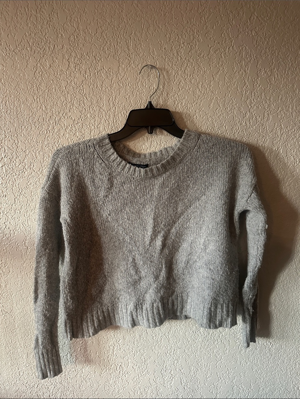 American Eagle Outfitters Light Gray Crewneck Sweater